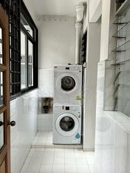 Lakeview Estate (D20), Apartment #415355491